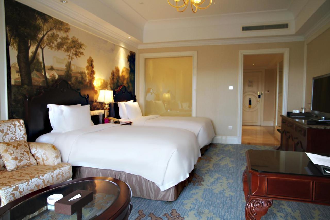 Crowne Plaza Ocean Spring Resort By Ihg Jimo Exterior photo