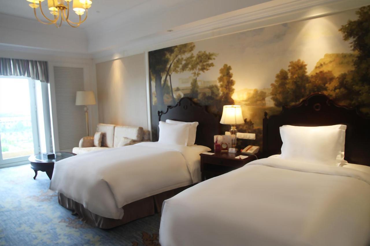 Crowne Plaza Ocean Spring Resort By Ihg Jimo Exterior photo