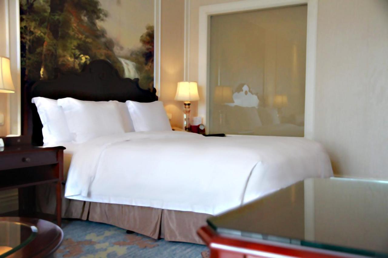Crowne Plaza Ocean Spring Resort By Ihg Jimo Exterior photo