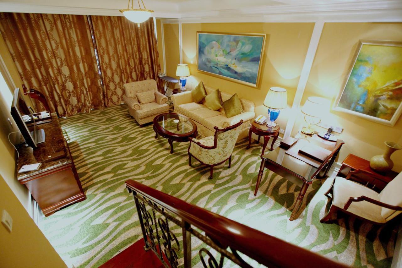 Crowne Plaza Ocean Spring Resort By Ihg Jimo Exterior photo