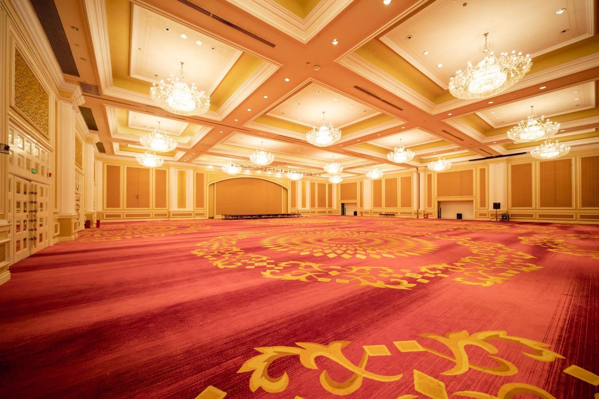 Crowne Plaza Ocean Spring Resort By Ihg Jimo Exterior photo